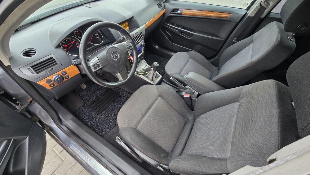 Opel Astra 1.6 2005r bardzo dobry stan!