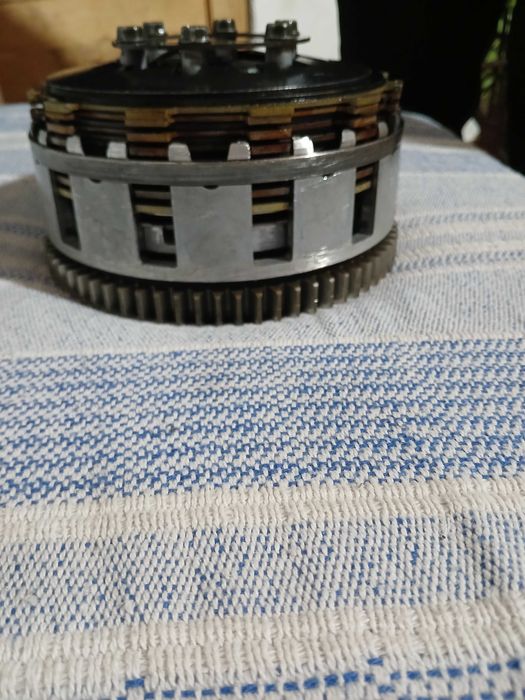 Cesta de embriagem de yamaha R1 de 2003 completa em bom estado