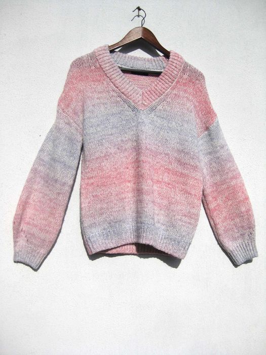 Красивый вязаный свитер градиент розовый с голубым Dunnes S