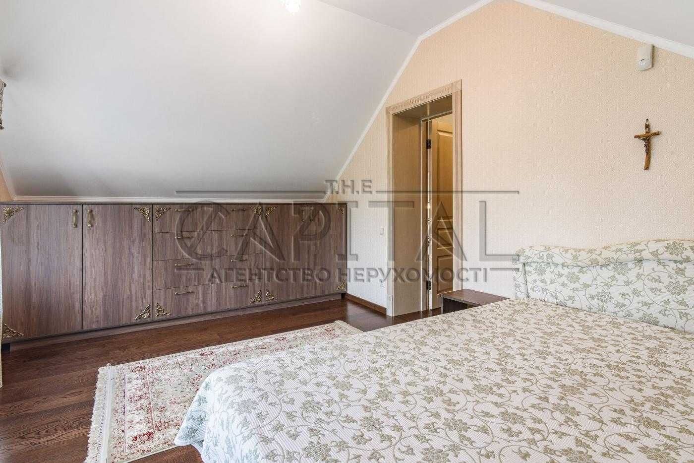 Продаж 2-поверхового будинку, 302м2, с. Мархалівка, Васільківський р-н