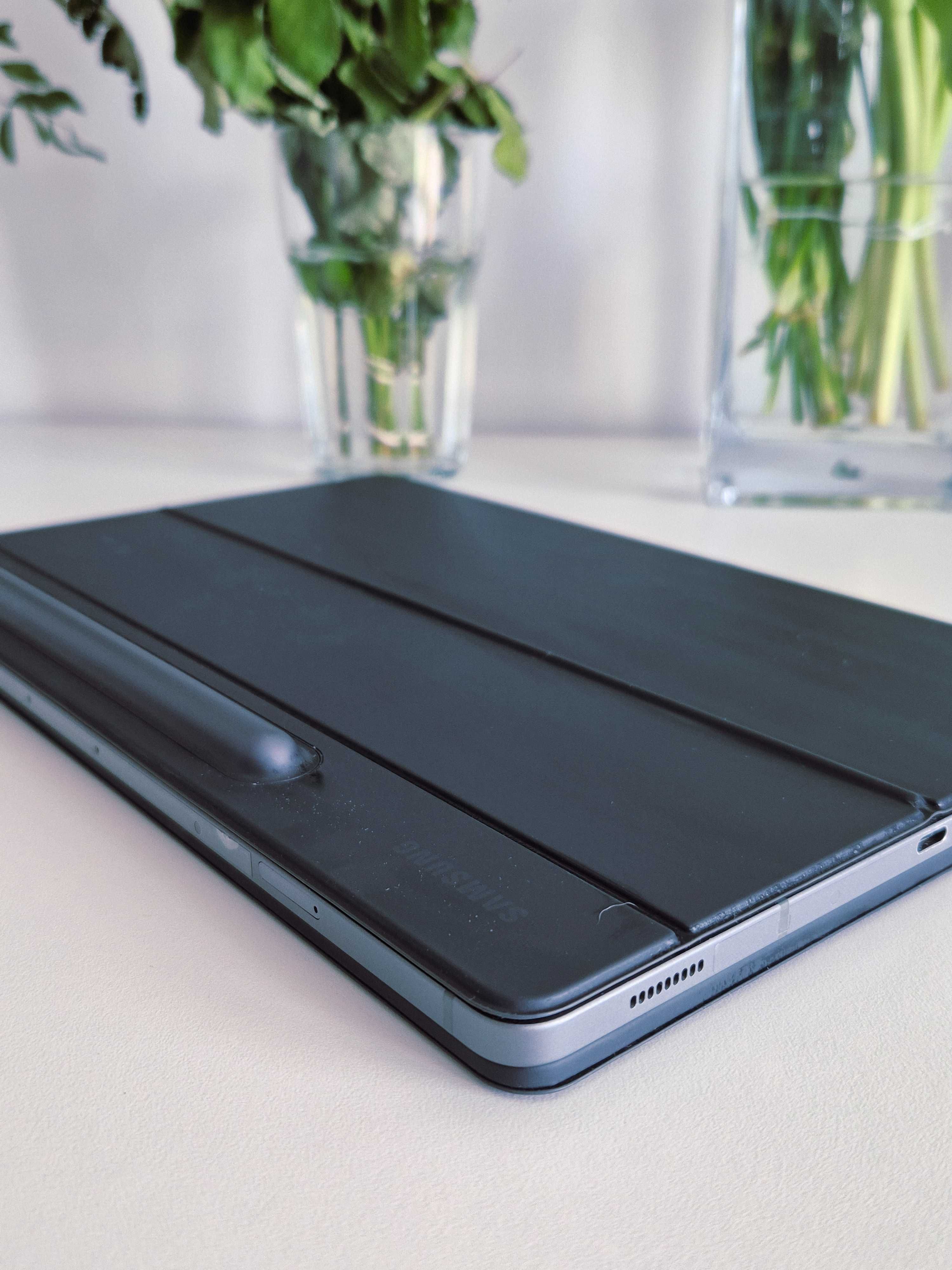 Samsung Galaxy Tab S9 FE Plus 8GB + ew Slim book cover