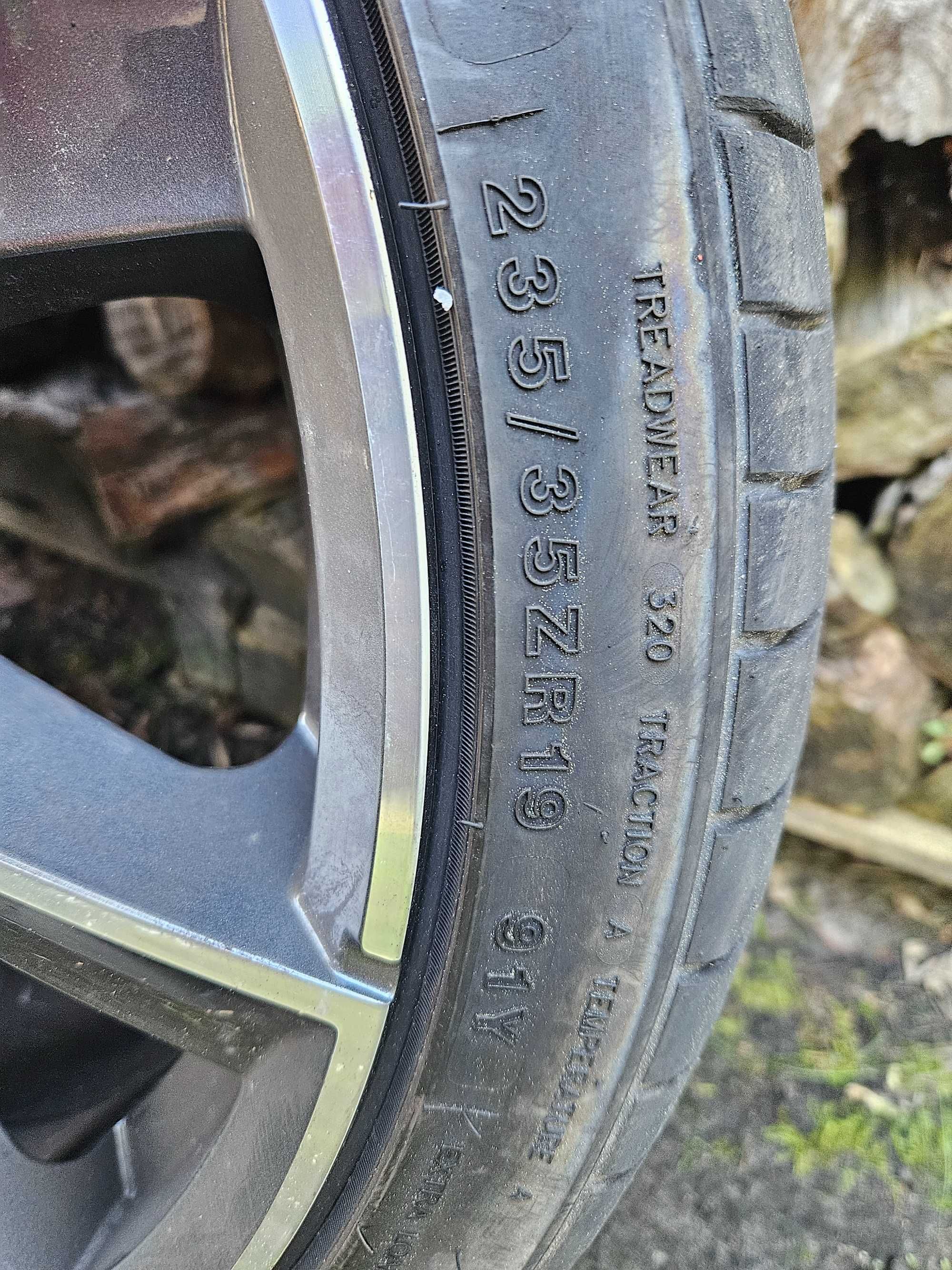 Felgi z oponami letnimi 235/35 R19 5x120 grupa VAG ET35  Audi Skoda VW