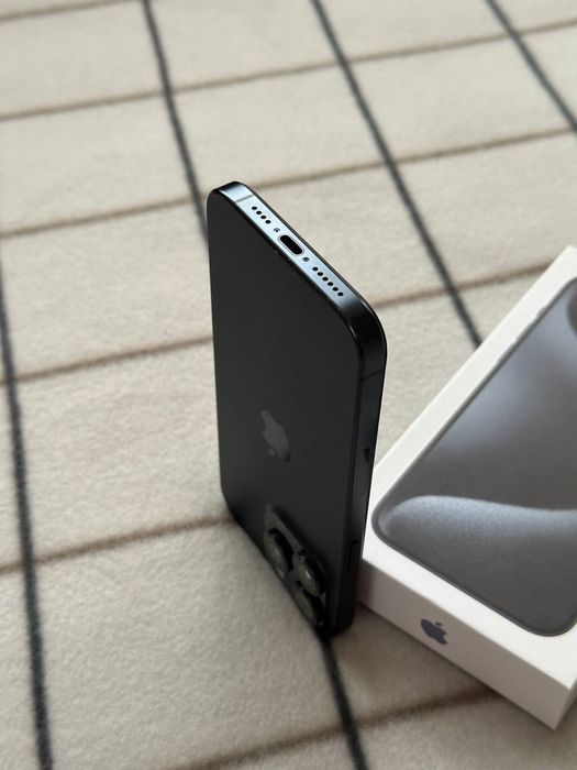 Продам IPhone 15 PRO MAX 256 Neverlock