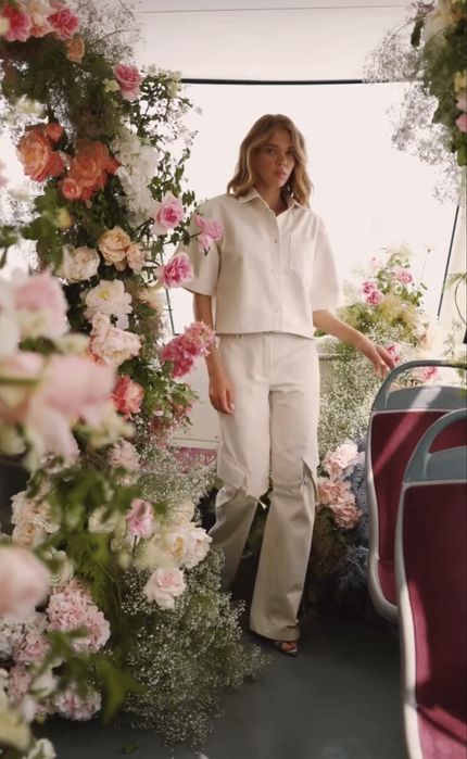 Ace est костюм (можно отдельно)