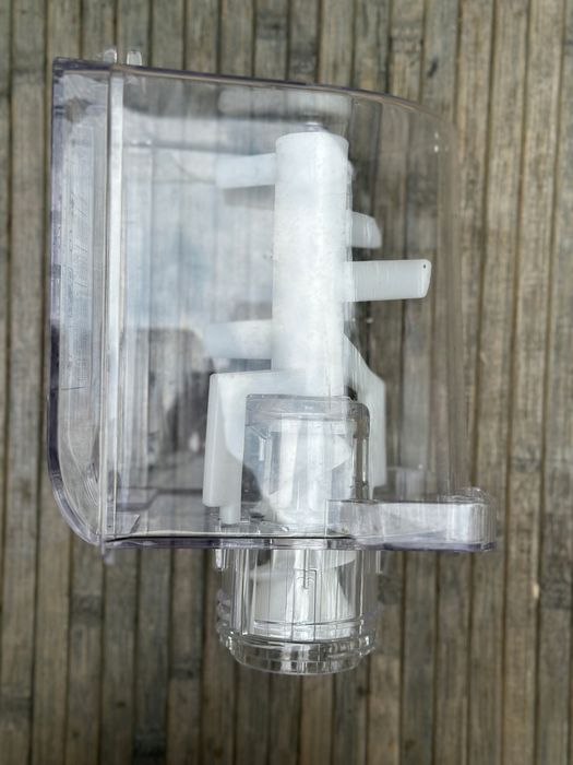 Pojemnik z mieszadłem do maszynki Sirge PastaMagic