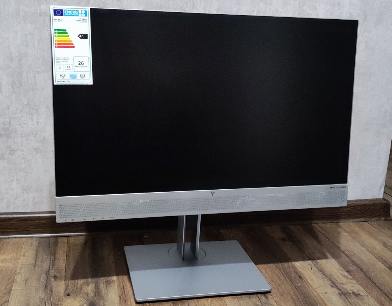HP EliteDisplay E243m новий монітор, але продаю як бу, бо є нюанси