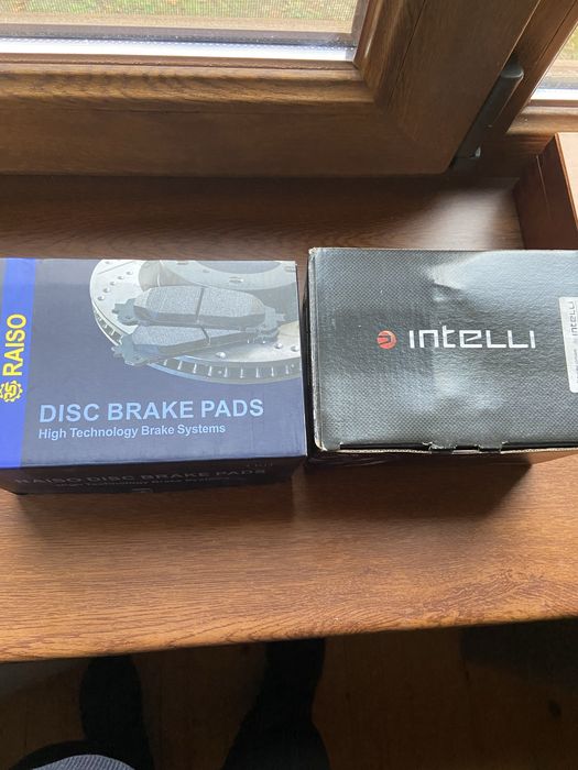 Тормозные колодки БМВ Х5 Е53