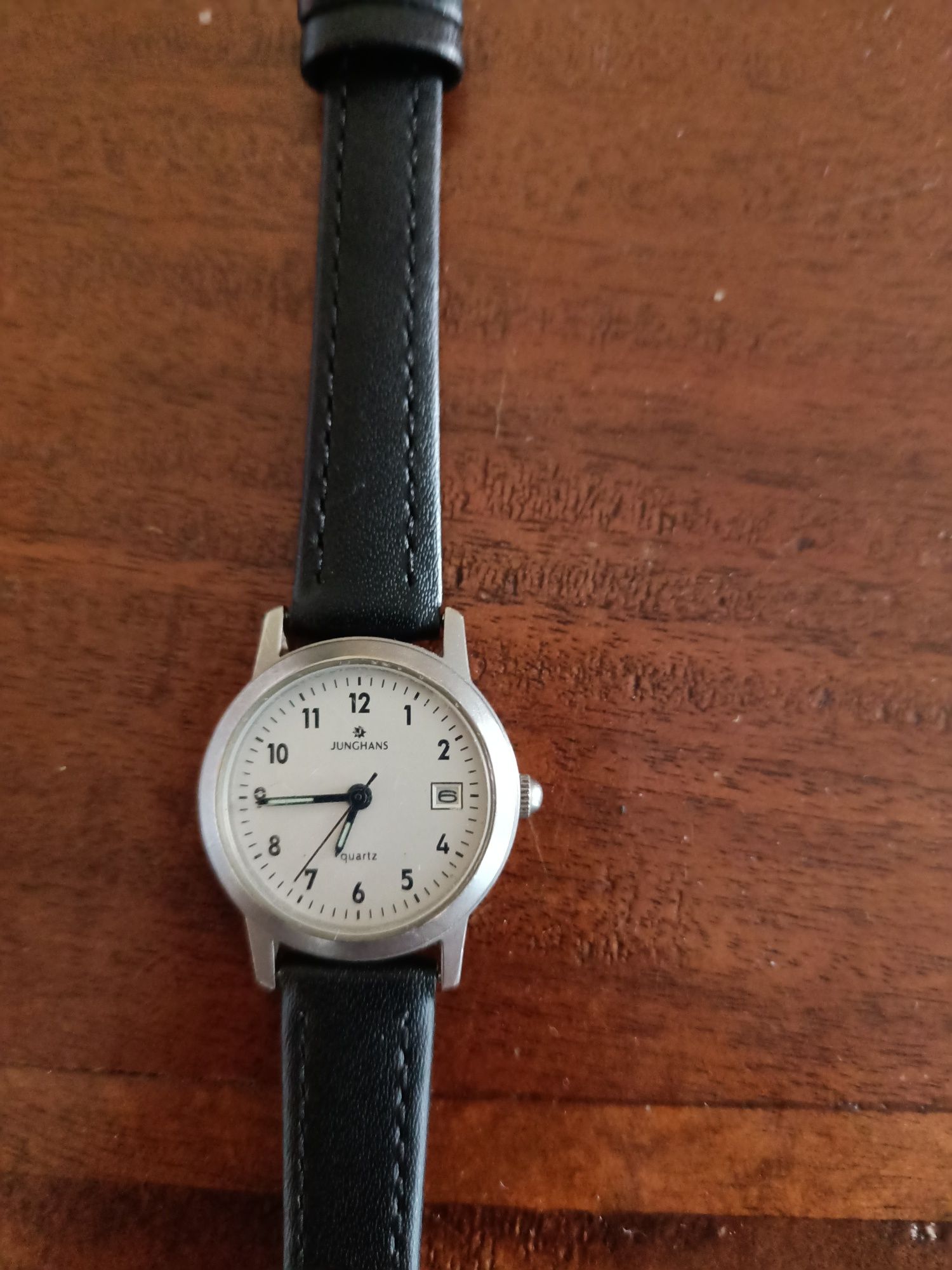 Zegarek damski Junghans tytan