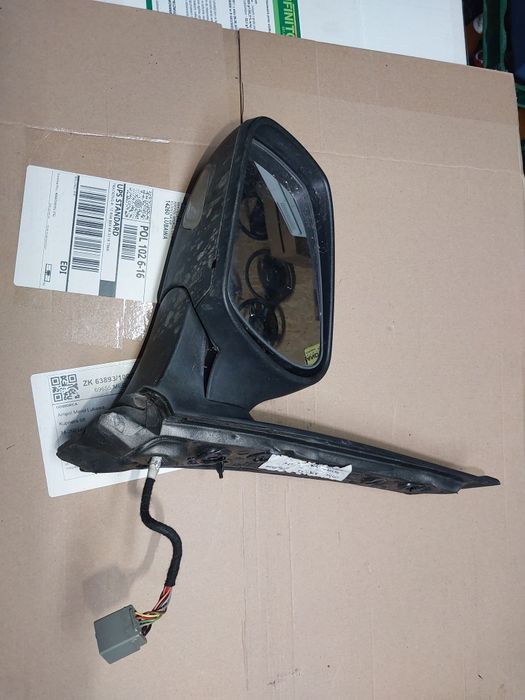 Lusterko lewe kierowcy ford c-max cmax mk1 7pin podświetlane kolor d1