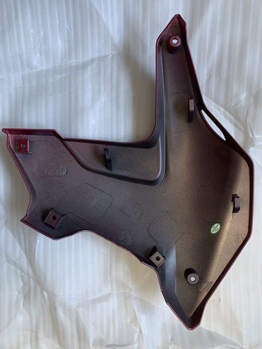 Nowy boczek lewy owiewka lewa Benelli TRK 502 bordowa
