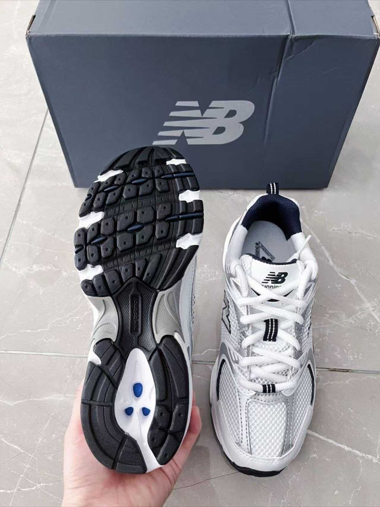 New Balance 530 White Silver Navy R.36