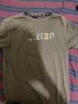 Tshirt retzo Tamanho S