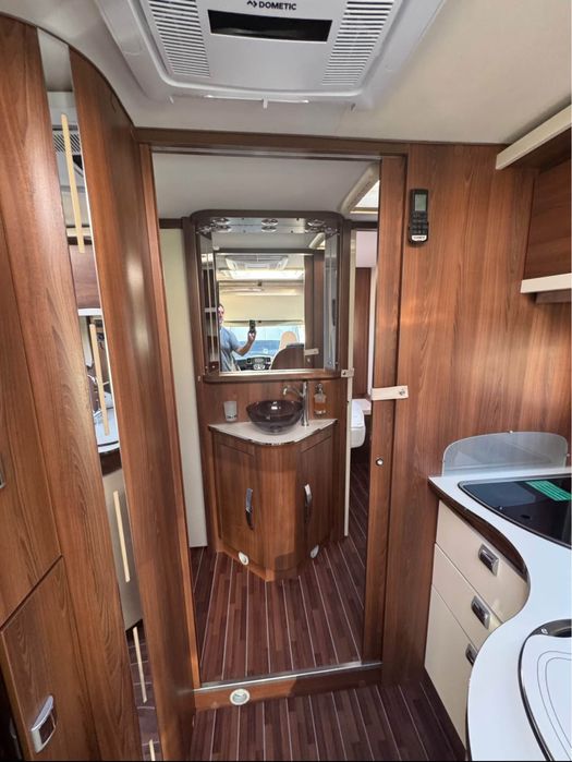 Mc Louis Nevis 878G com acabamento CARAT de 2015