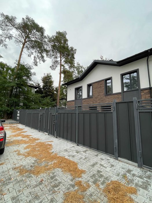 Таунхаус з частковим ремонтом в Ірпені на 1.5 сот. 130м2, Газ