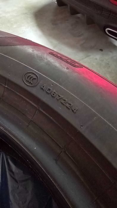 Pirelli P ZERO 235/50/R19 99W - LETNIE - 1 sezon - 14000 km przebieg