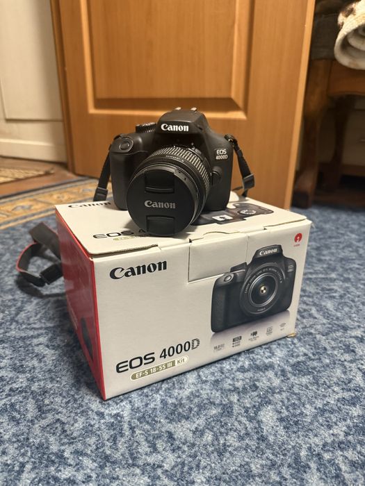 Фотоапарат Canon EOS 4000D