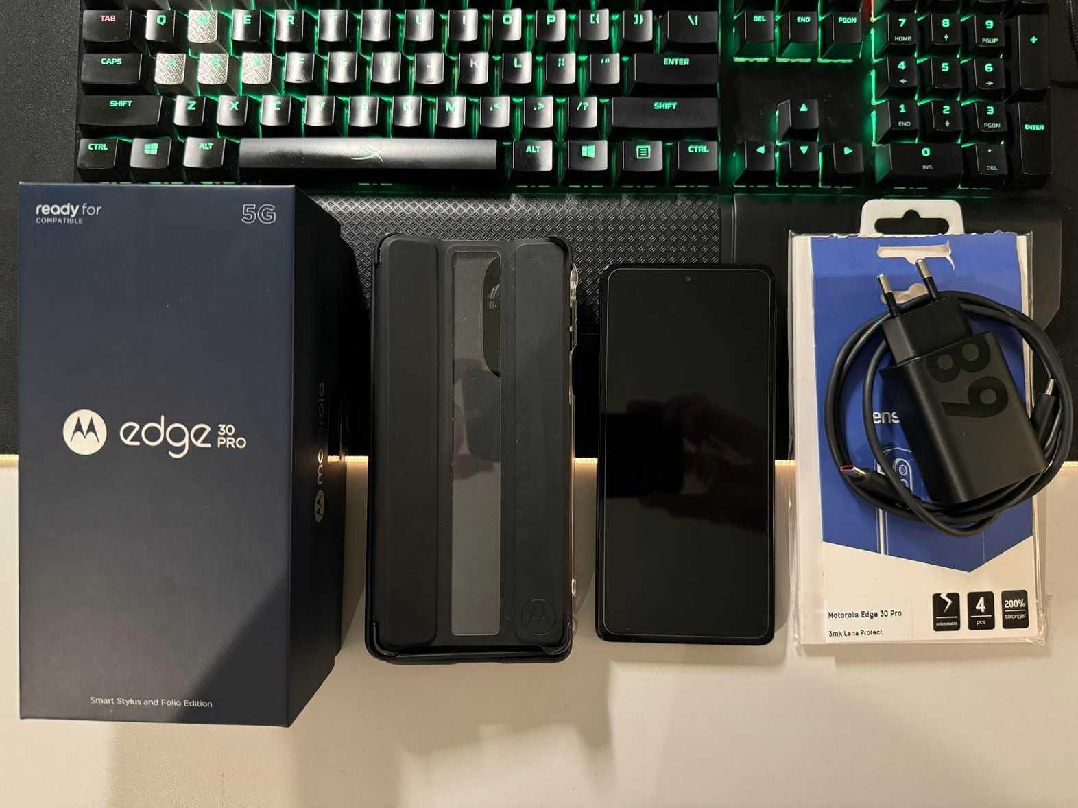 Motorola Edge 30 Pro 12 GB / 256 GB 5G niebieski
