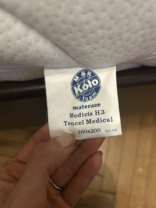 Materac Koło Medivis 160/200