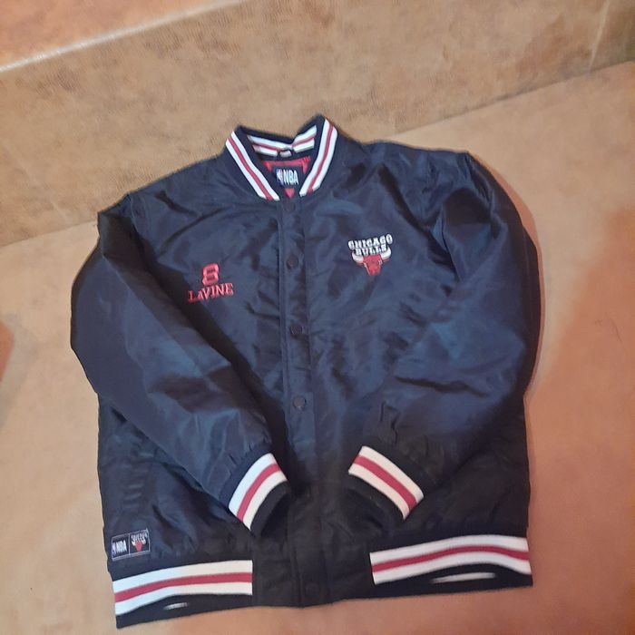 бомбер Chicago bulls  NBA в отл.состоянии М и L