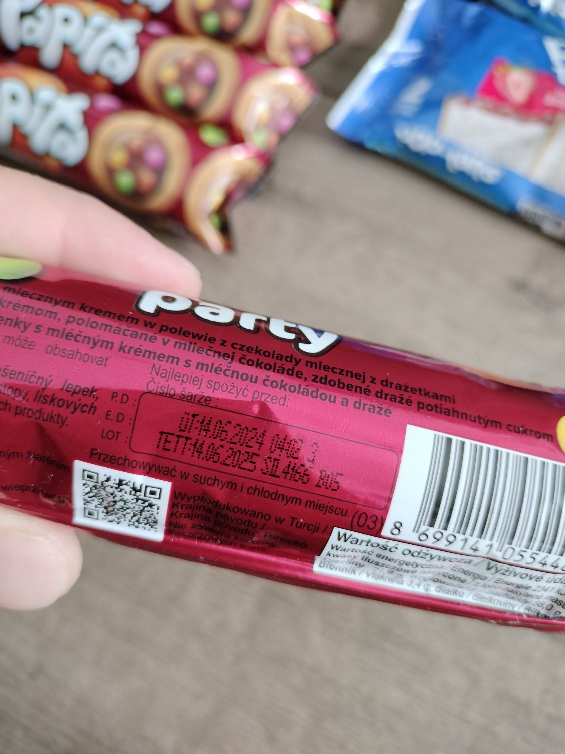 Ciastka z USA z truskawkowym nadzieniem oraz ciasteczka papita