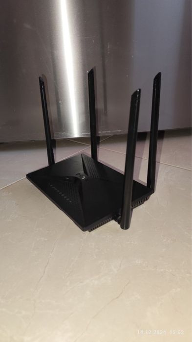 Беспроводной гигабитный маршрутизатор