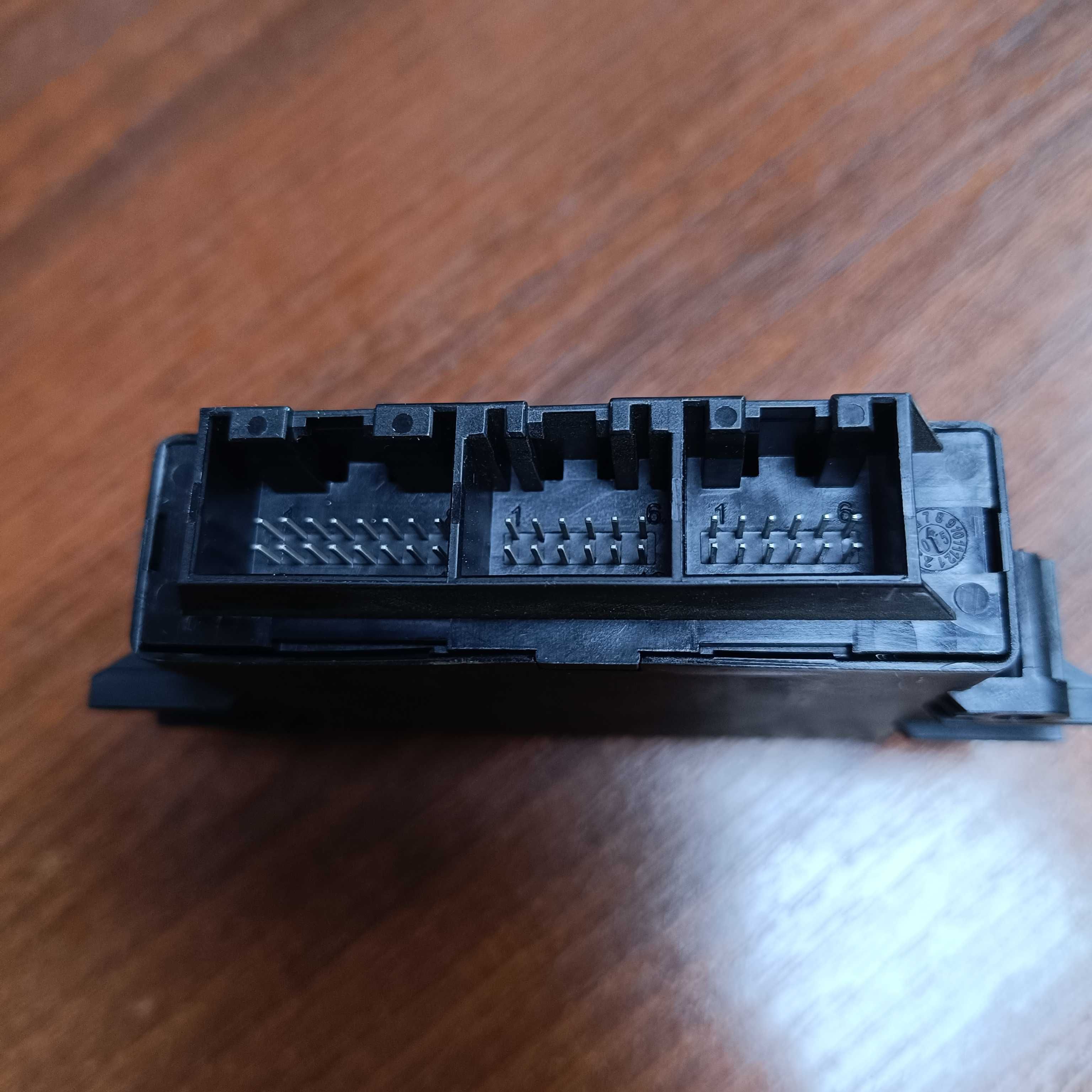 A6 C6 moduł PDC parktronic 4F0919.283B