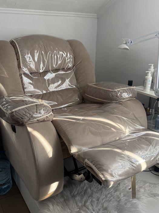 Терміново продаж крісло реклайнер