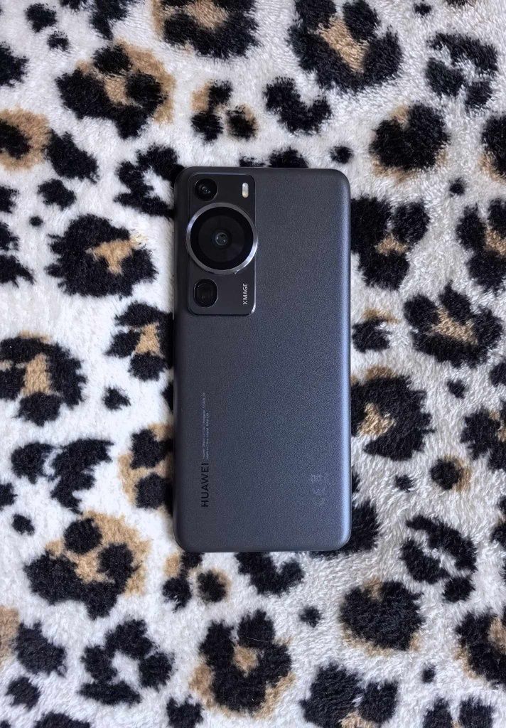 Huawei P60 Pro Smartfon Czarny 8 Gb 256 Gb Ładowarka 88W Etui Białe