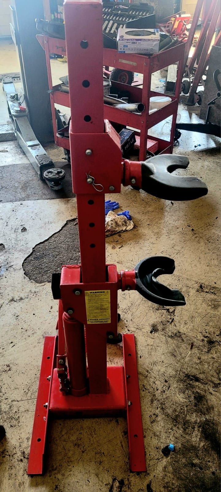Ściągacz, ściskacz do sprężyn zawieszenia, hydrauliczny