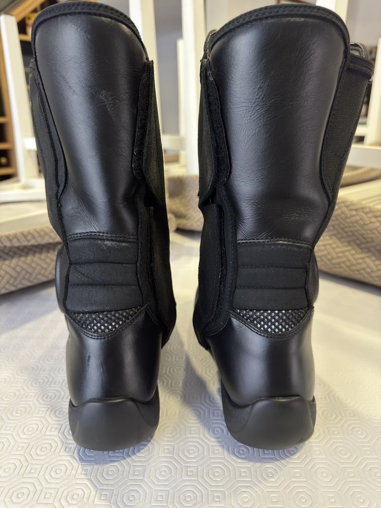 Botas DAINESE em pele