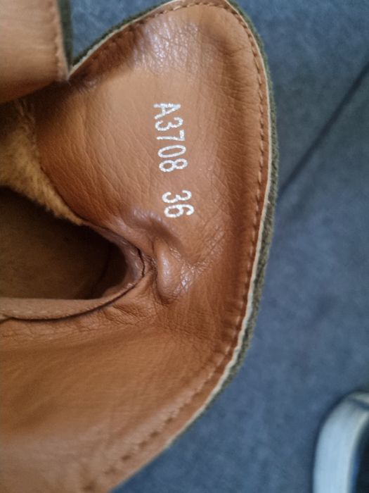 Piękne jesienne saszki, rozm.36, khaki, zamsz, łancuszki