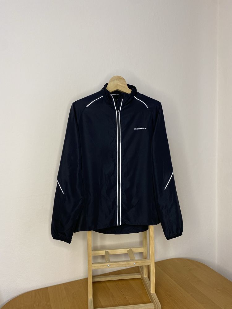 Adidas ,Endurance оригінал вітровка S/M
