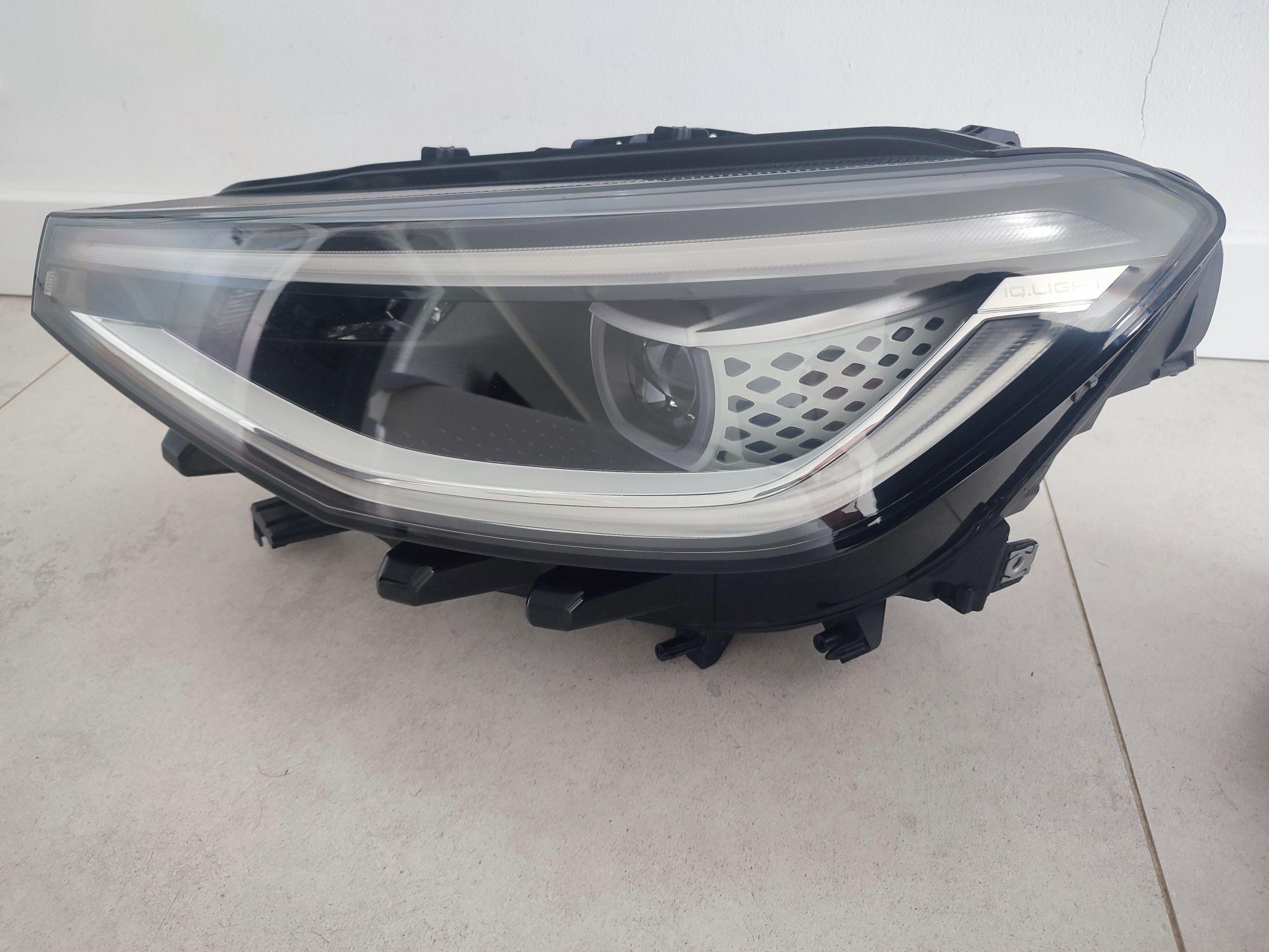 Lampa Reflektor Lewy Przód VW iD4 Full Led 22r Oryginał