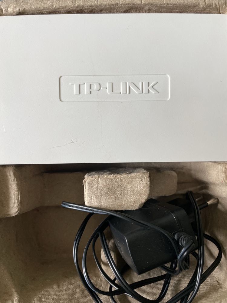 Комутатор TP-LINK TL-SF1008D