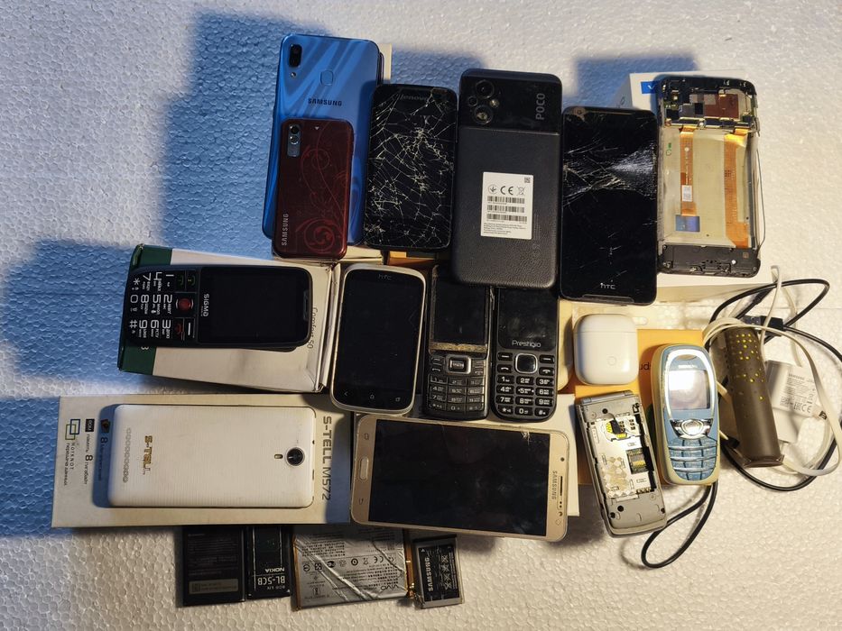 Телефони б/у, та на запчастини