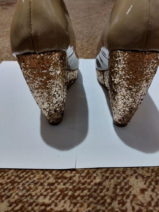 Туфлі та Батильйони