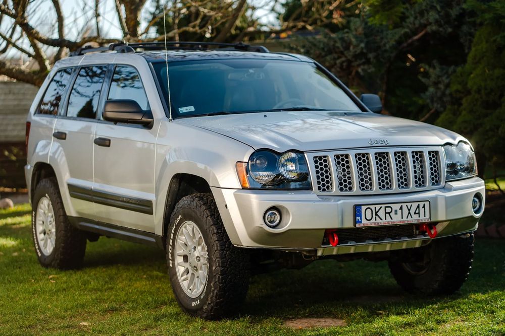 Jeep Grand Cherokee Jeep WK 4.7 V8  2" Lift  32" BFGoodrich AT _ BiLed _ CarPlay