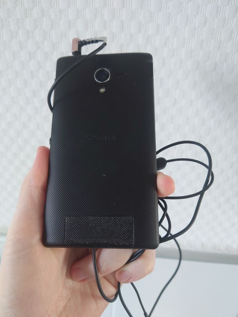 Телефон Sony Xperia ZL C 6503 сони смартфон