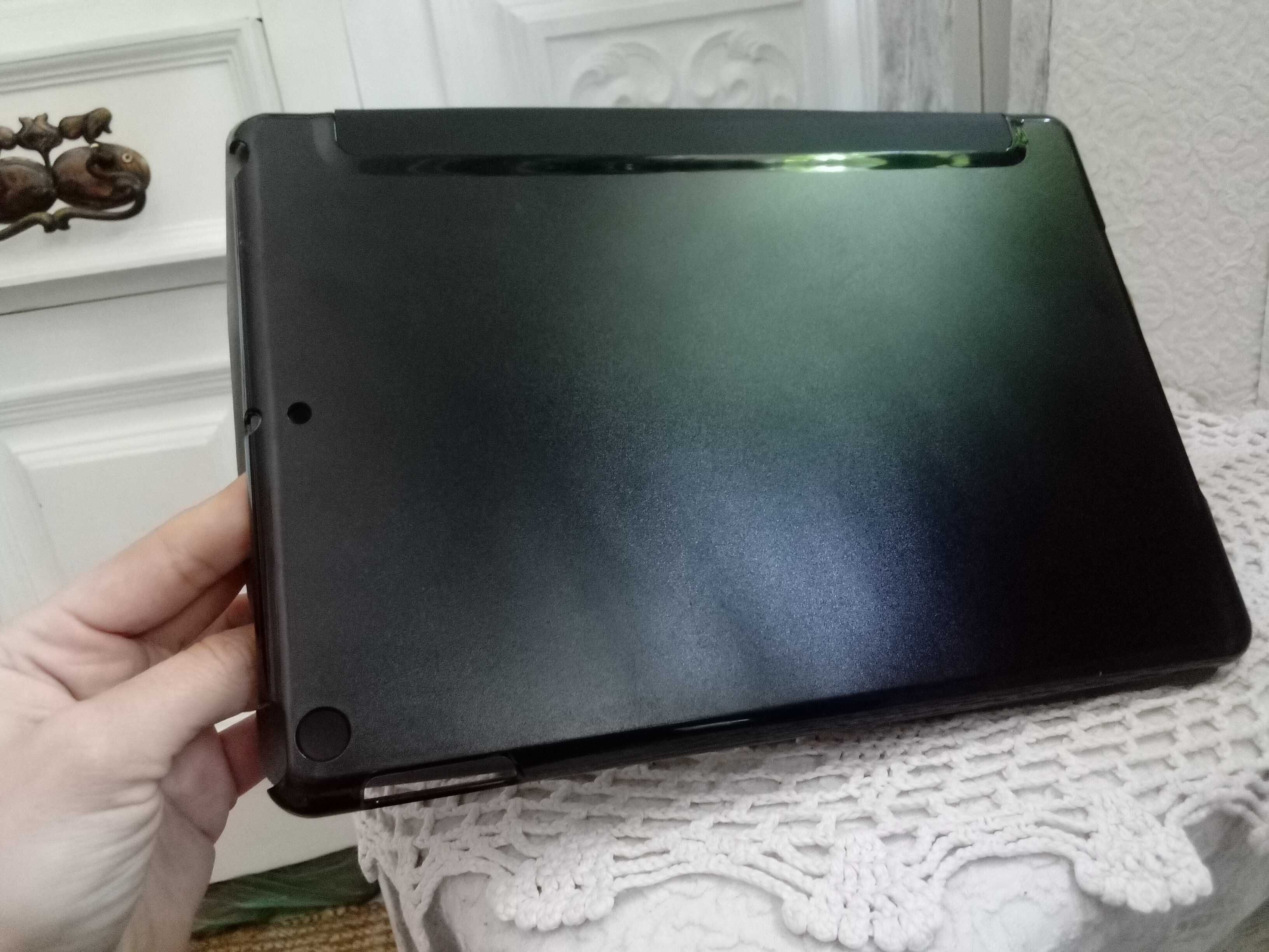 JETech Etui dla iPad 10,2" 9,8,7 Generacji Czarne pokrowiec opakowanie