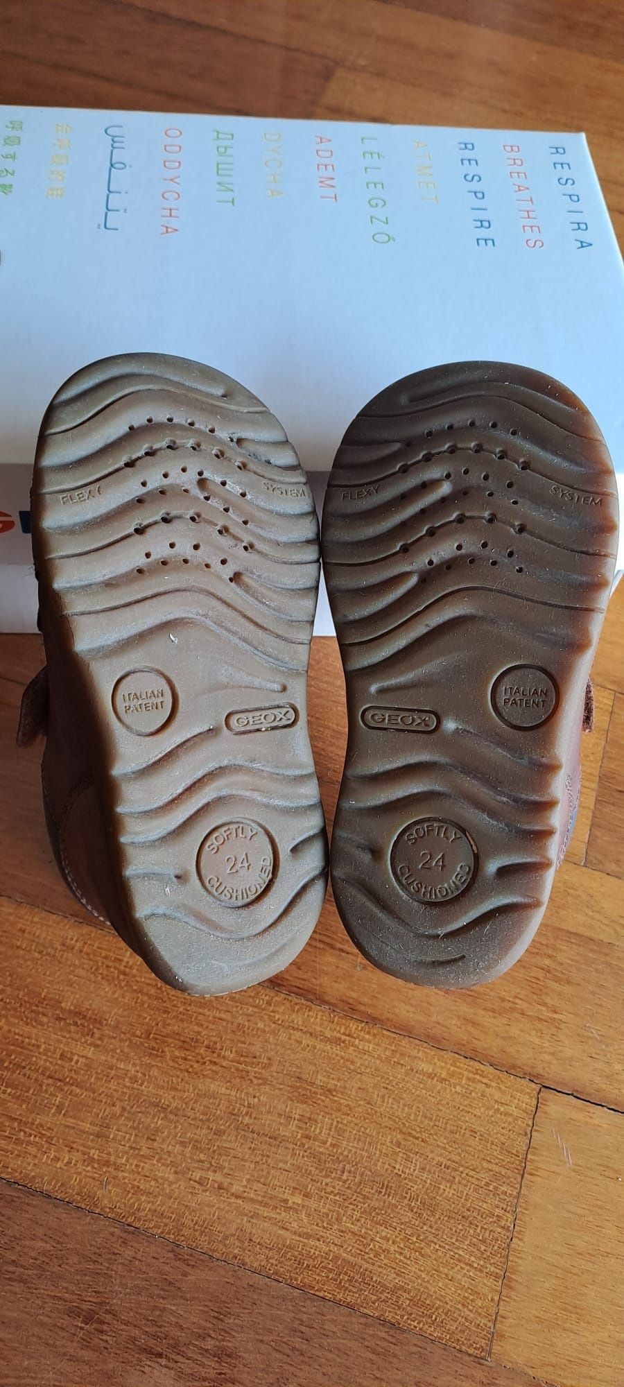 Botas castanhas Geox 24