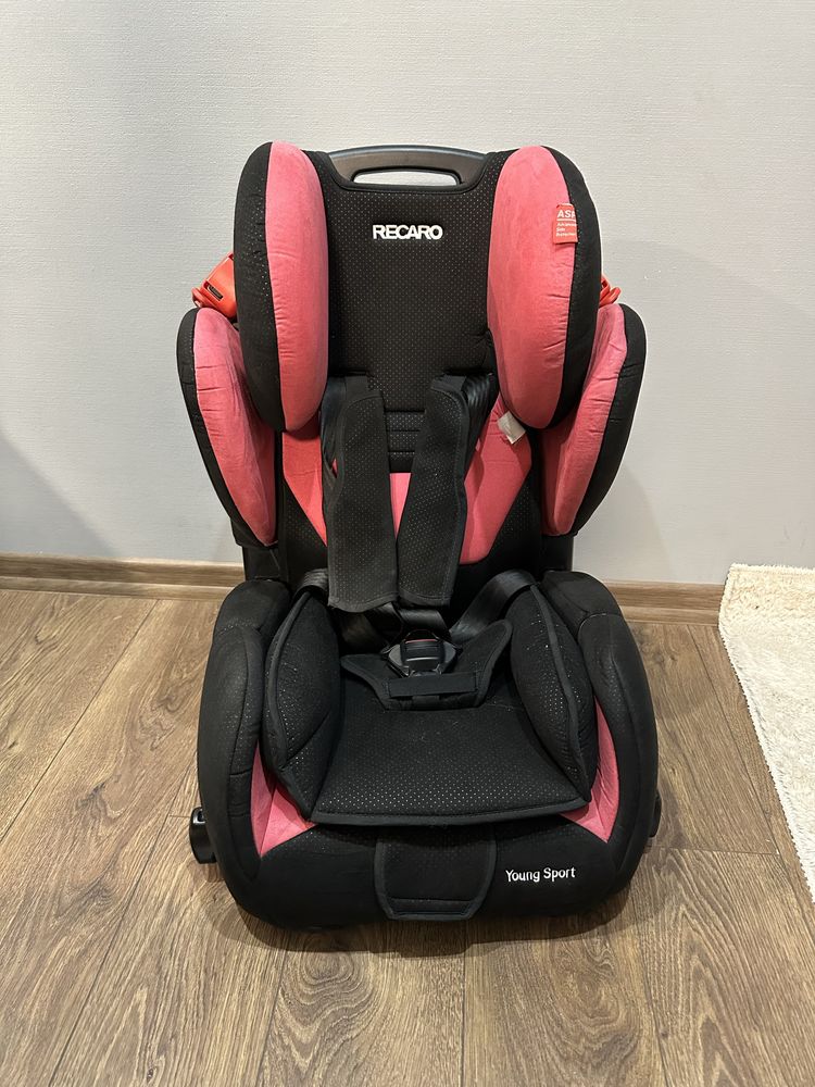 Автокресло Recaro Young Sport