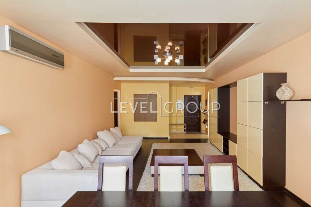 Простора трикімнатна квартира з ремонтом Голосіїво Голосіївський парк