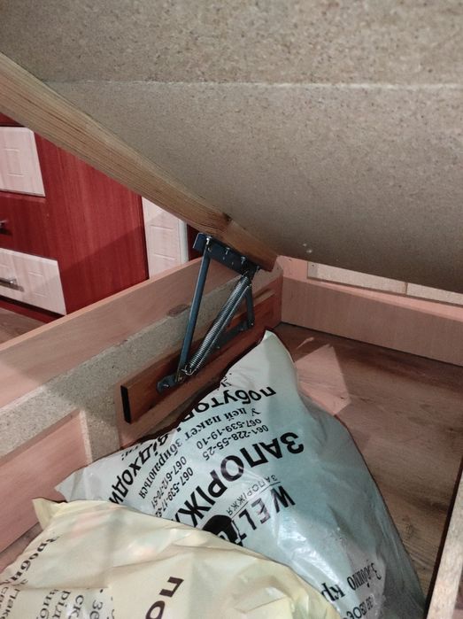 Кровать двуспальная