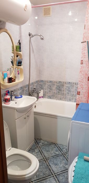 СДАМ! Современная комната девушке пр.Слобожанский