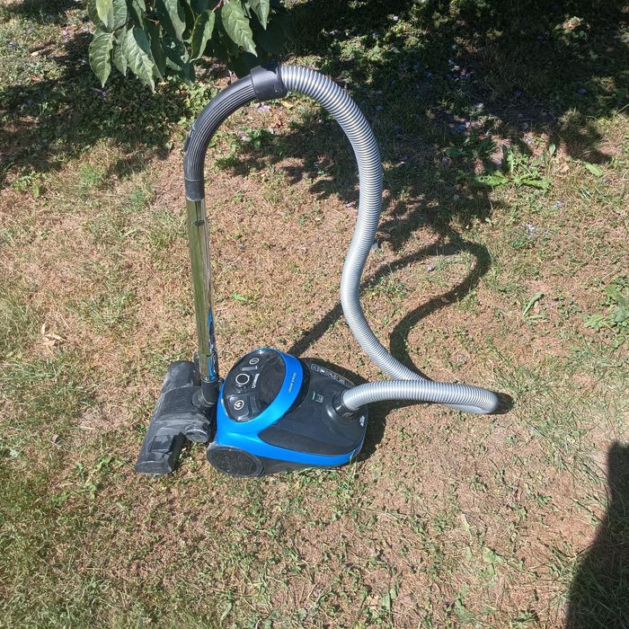 Odkurzacz workowy GÖTZE & JENSEN VC200 800W