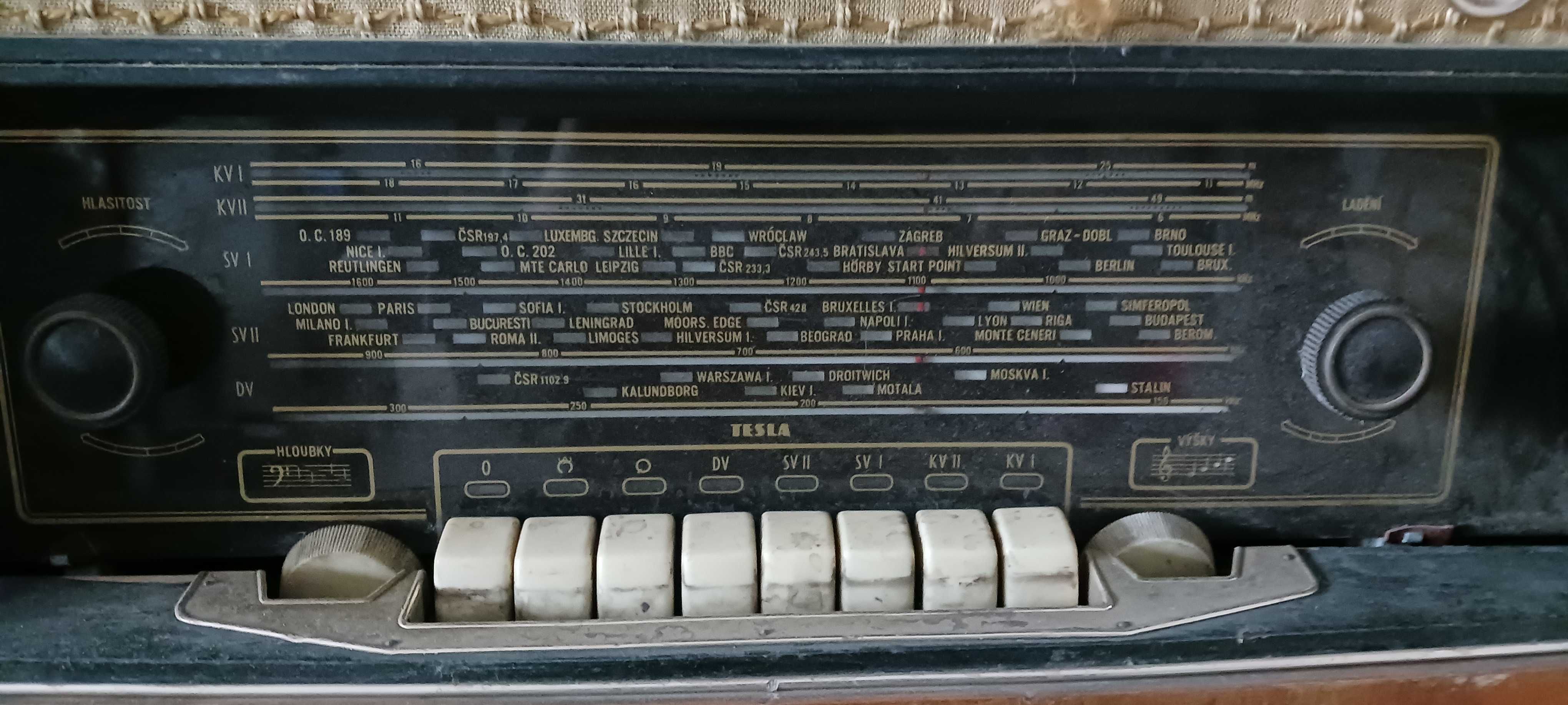 Radio- gramofon Bolero Tesla