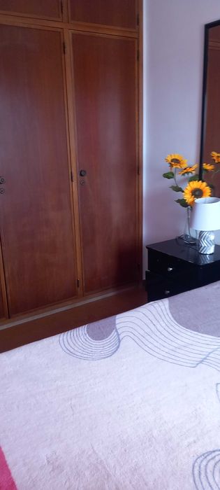Renda quarto bem localizado