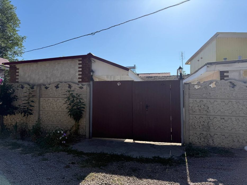 Продам мини базу в с.Курортном центр