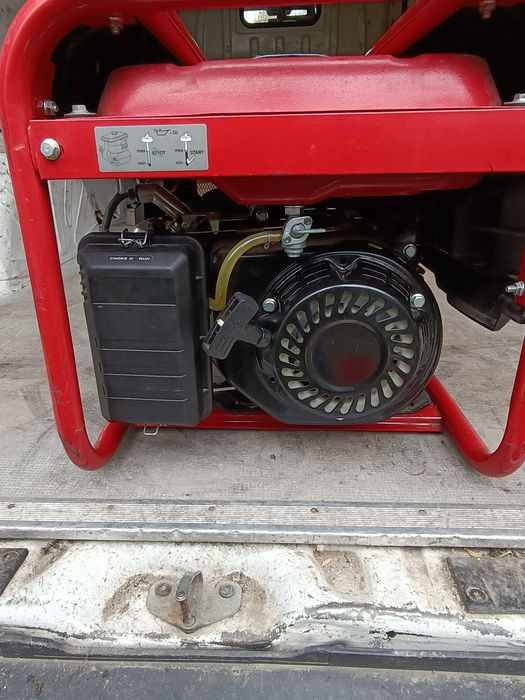 Agregat prądotwórczy Einhell TC-2500  bardzo mało używany