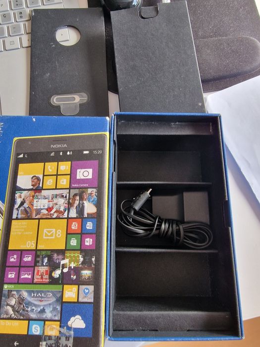 Nokia Lumia 1520 vermelho